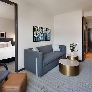 Junior Suite King